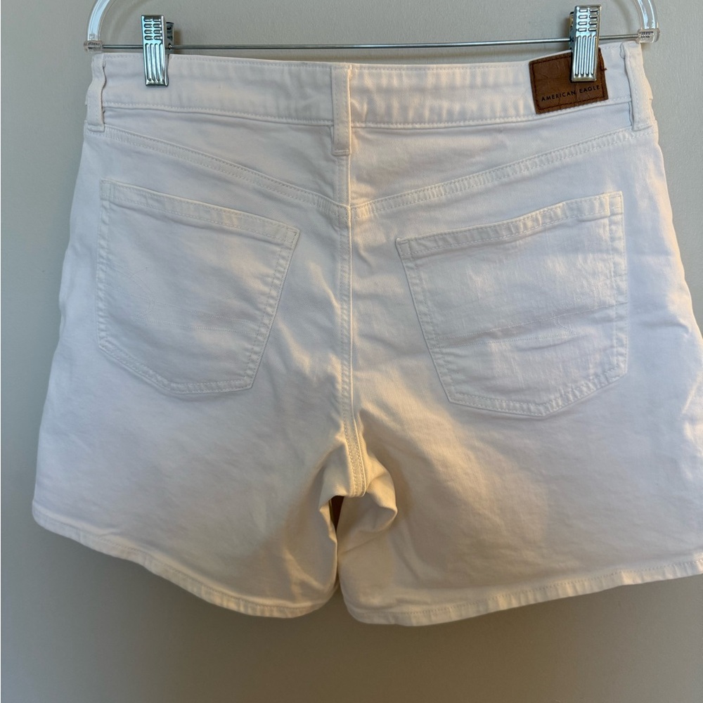 American Eagle 8” Dreamy Drape Stretch Low-Rise Baggy Jort, white, size 8 - Picture 5 of 9